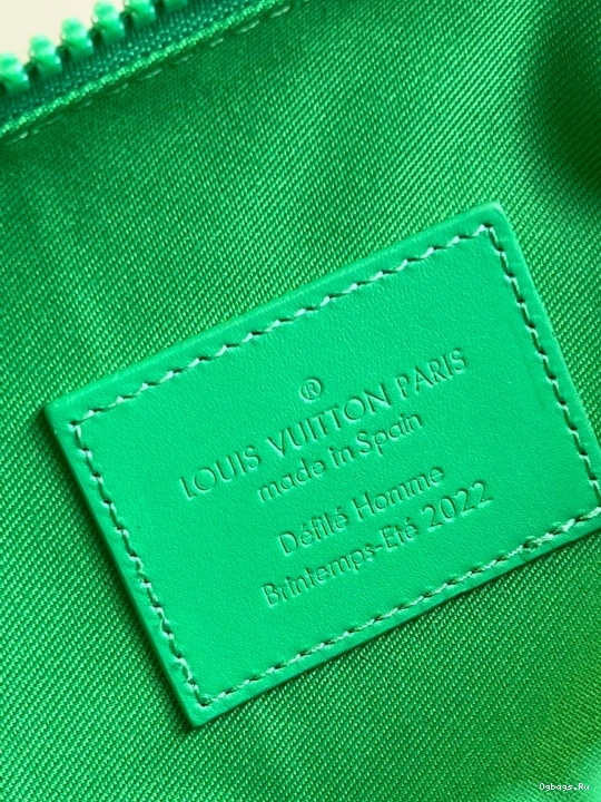 LOUIS VUITTON SOFT TRUNK HANDLE 0206